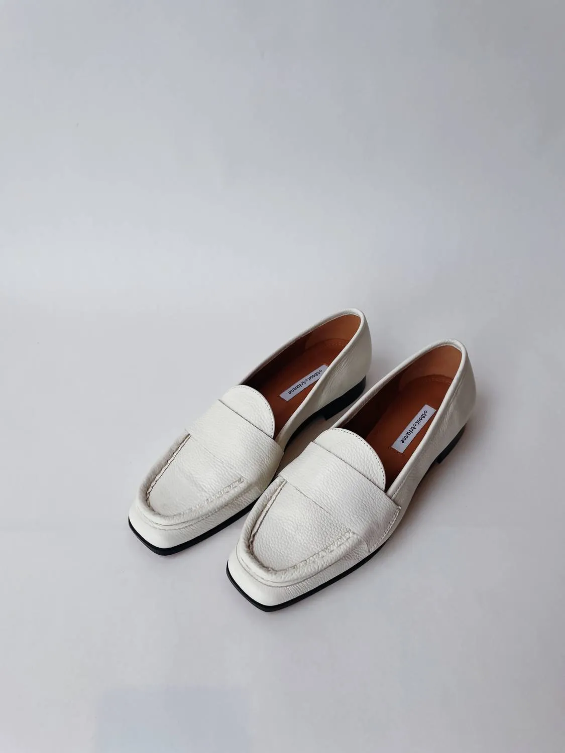 About Arianne - Women's Dali Loafer