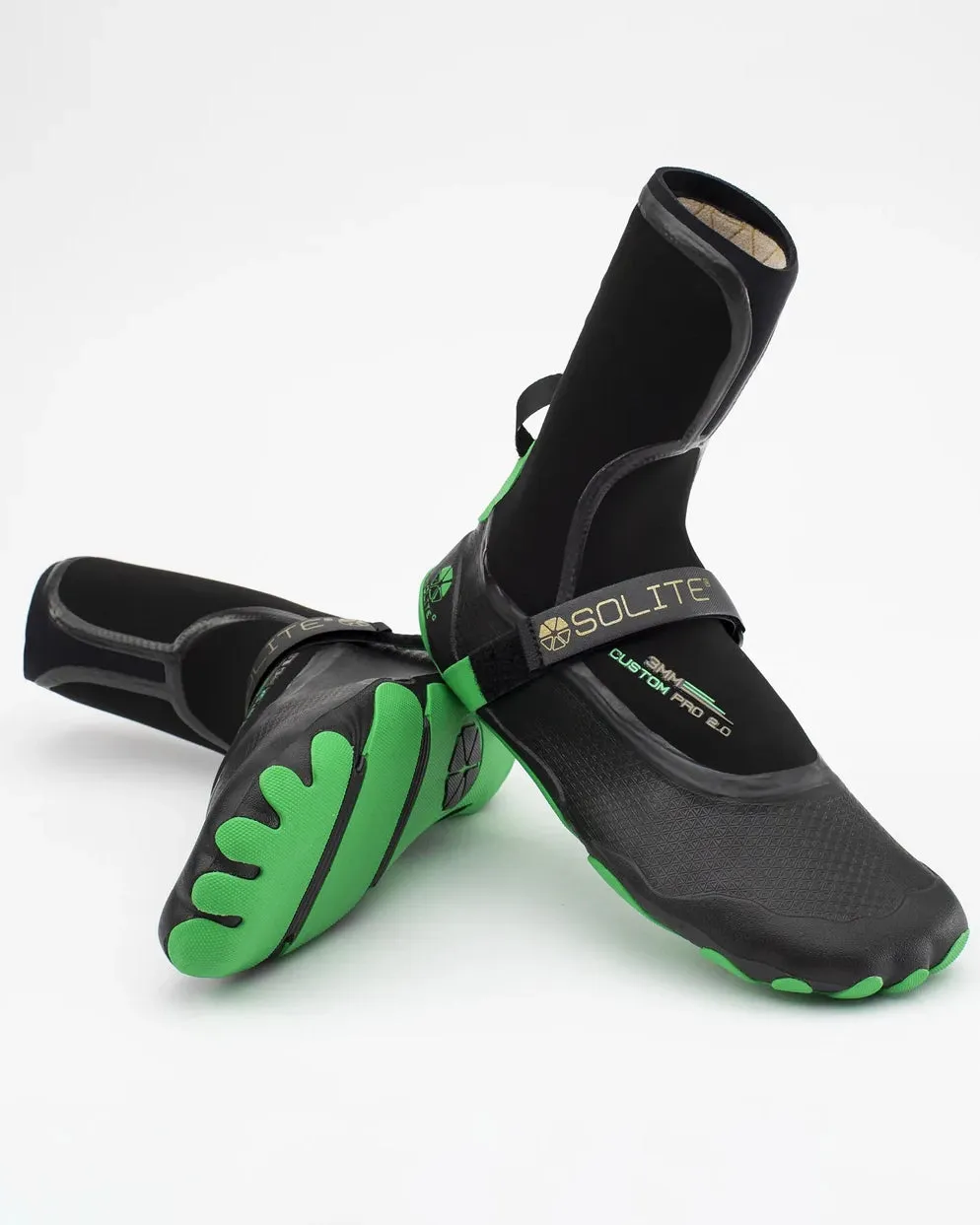 Custom Pro 2.0 3mm Wetsuit Boots in Black & Green