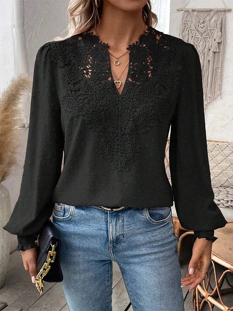 Pia | Elegant Lace Blouse