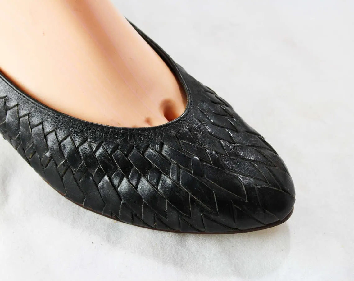 Size 6 Leather Shoes - Boho Black Huarache Style Design - 1990s Stilettos - Woven Trim & Stacked Wood Heels - Brazil - 90s Deadstock 6M